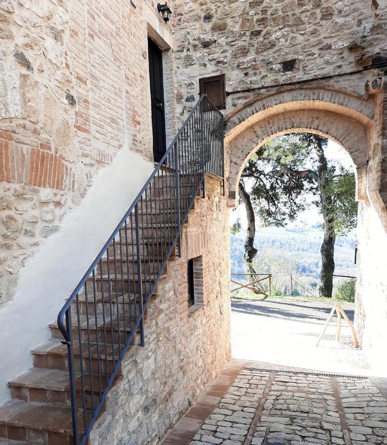 فندق Borgo Petroro تودي المظهر الخارجي الصورة